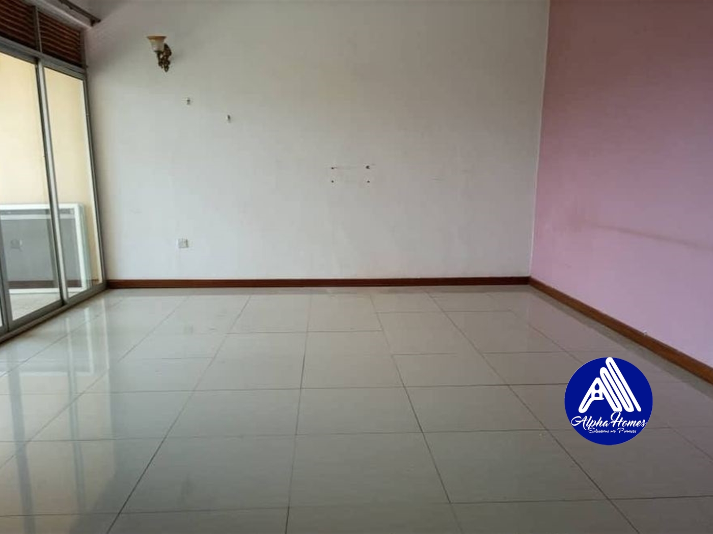 Apartment for rent in Kiwaatule Kampala