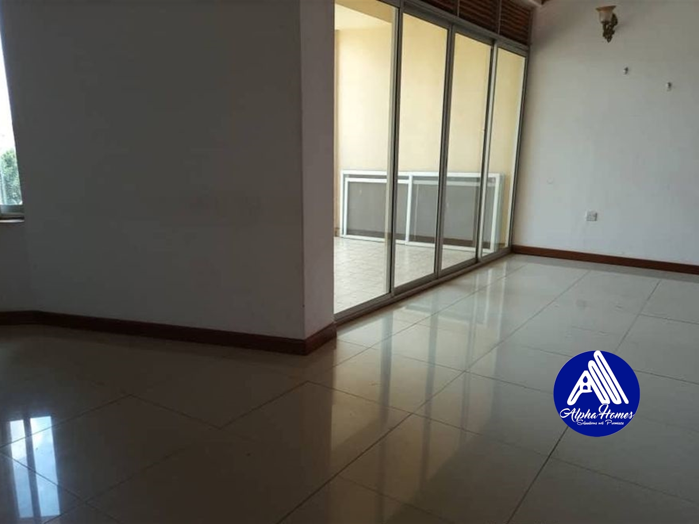 Apartment for rent in Kiwaatule Kampala