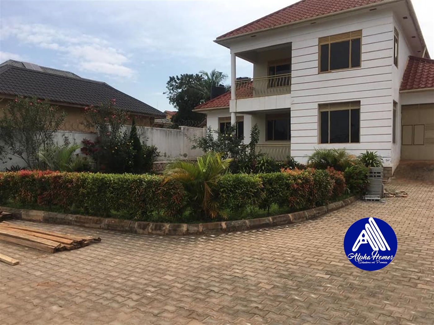 Bungalow for sale in Seguku Wakiso