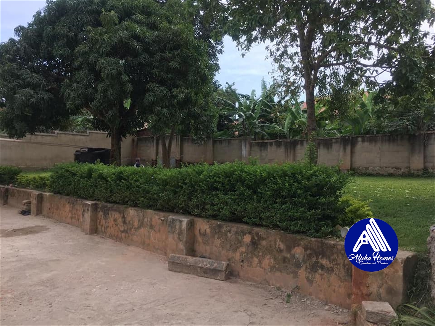 Bungalow for sale in Seguku Wakiso