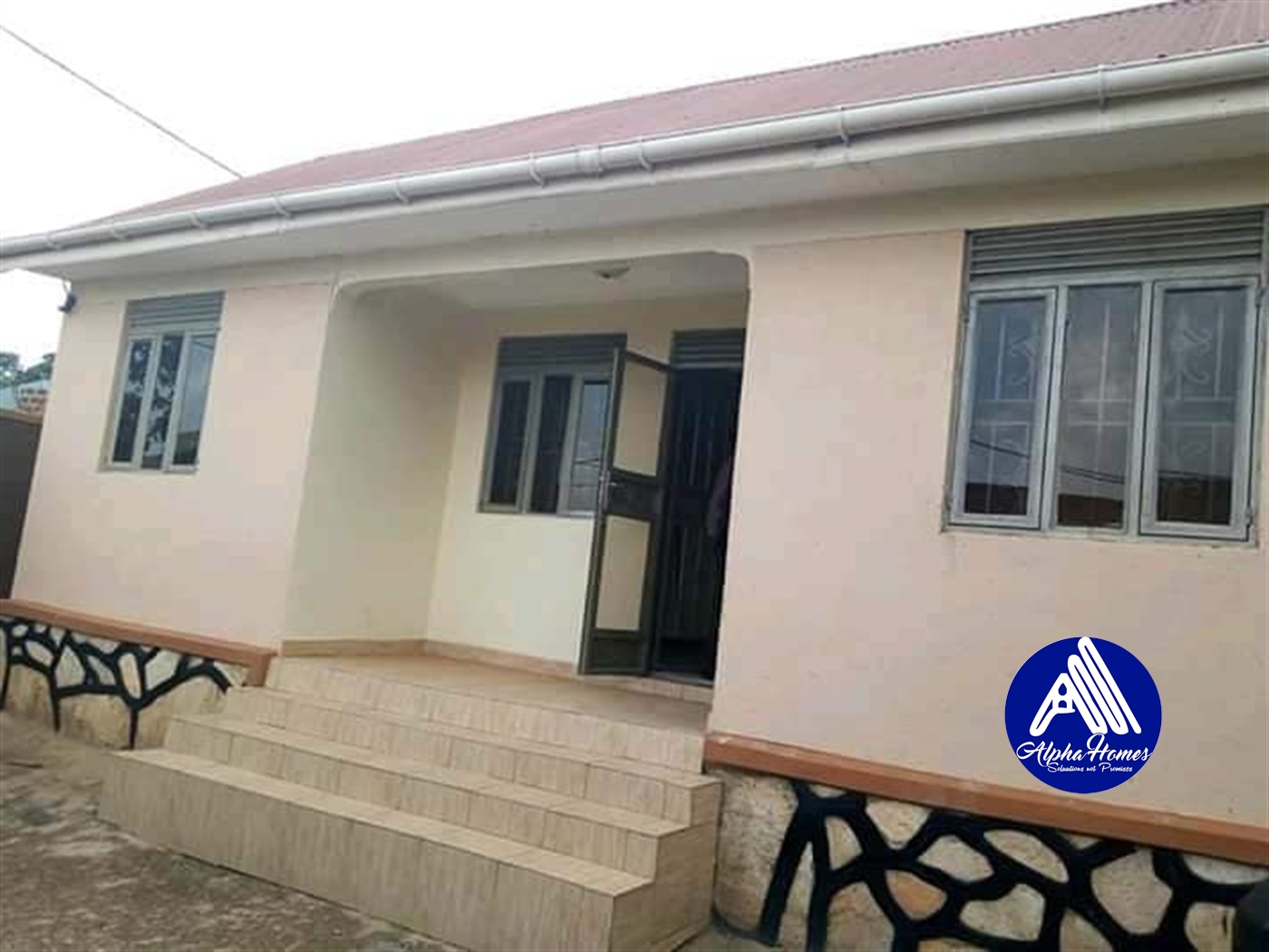 Semi Detached for rent in Bweyogerere Wakiso