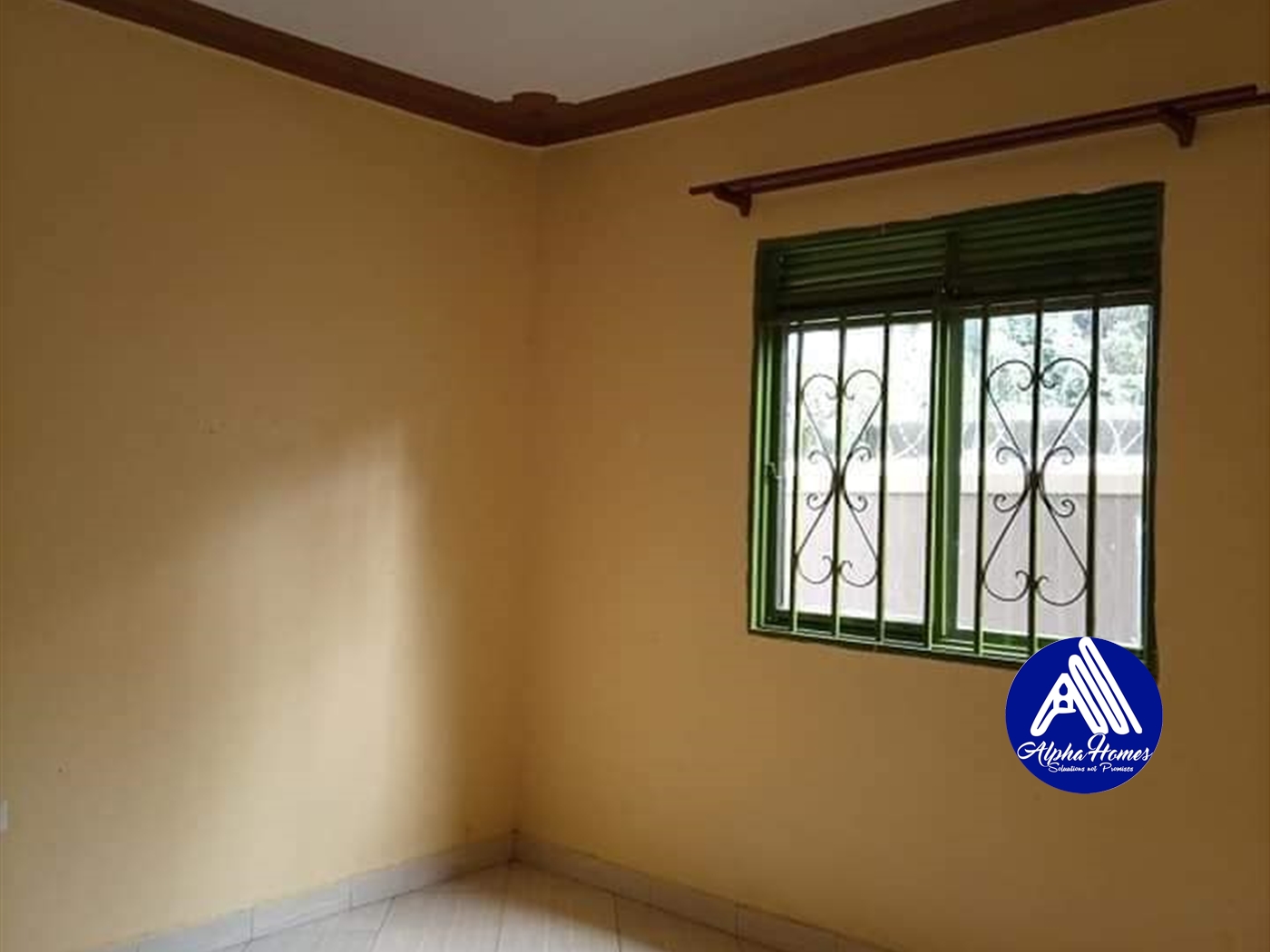 Semi Detached for rent in Kanyanya Kampala