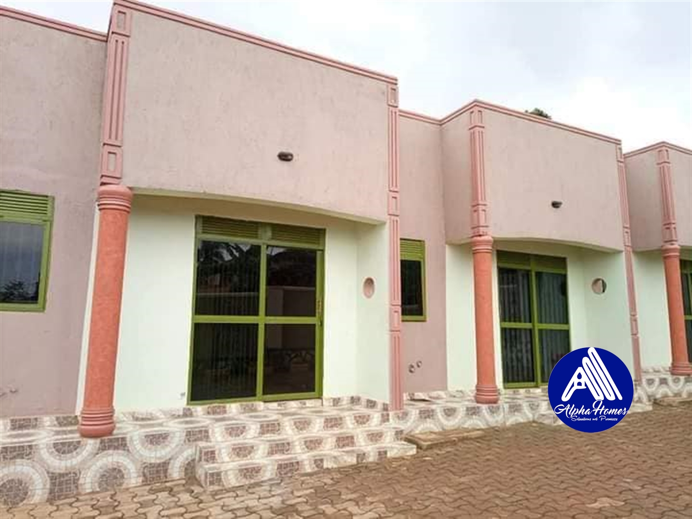 Semi Detached for rent in Kanyanya Kampala