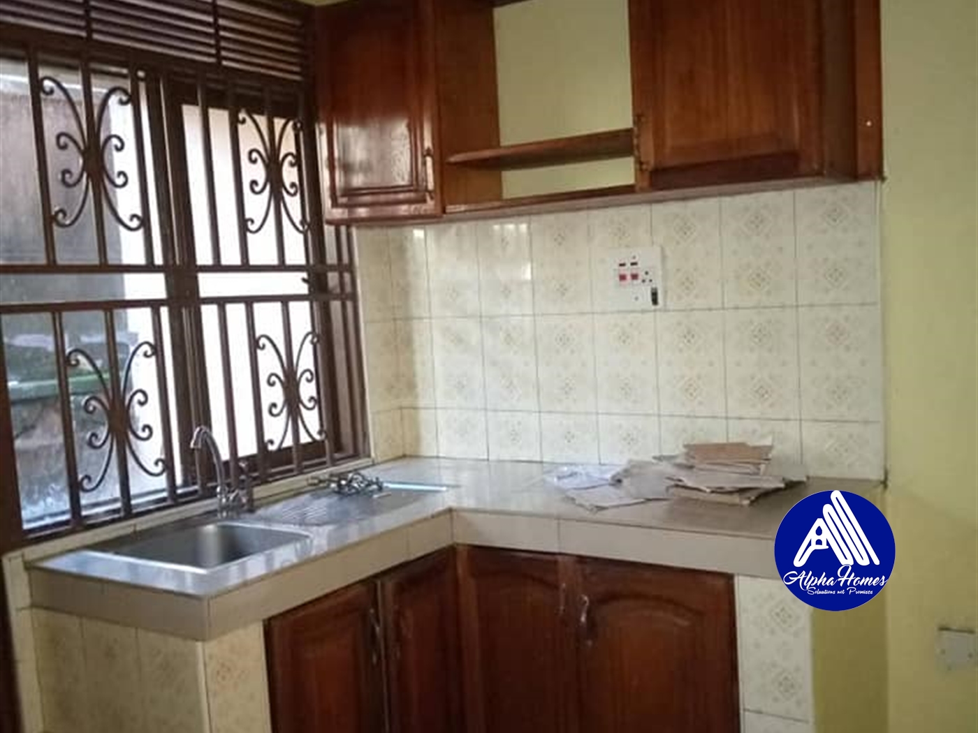 Semi Detached for rent in Bweyogerere Wakiso