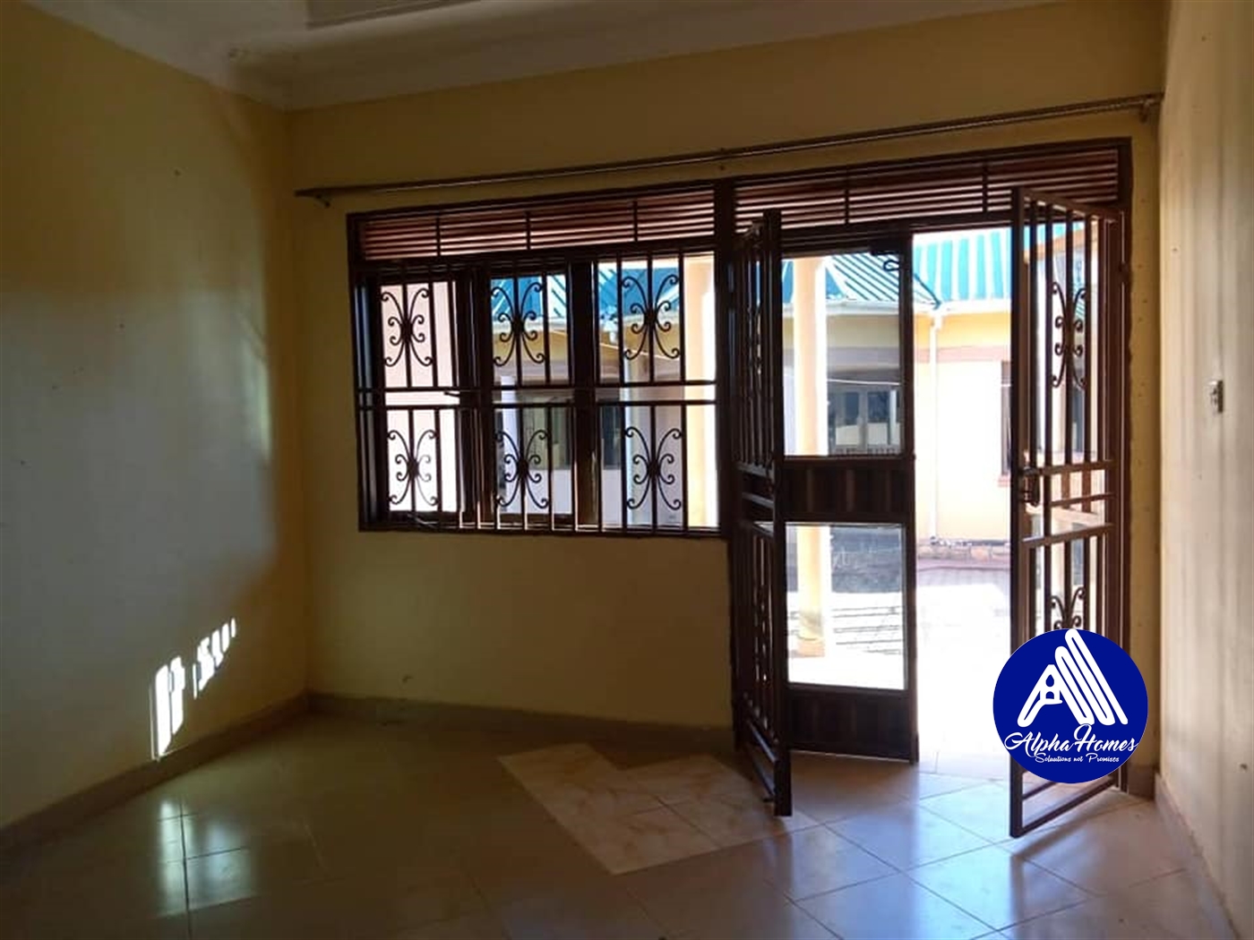 Semi Detached for rent in Bweyogerere Wakiso