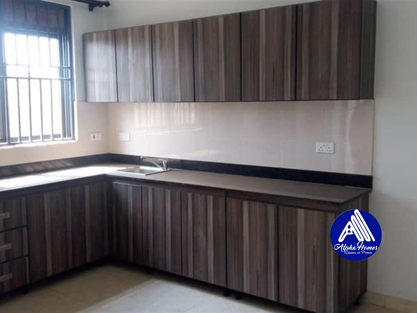 Apartment for sale in Bugoloobi Kampala