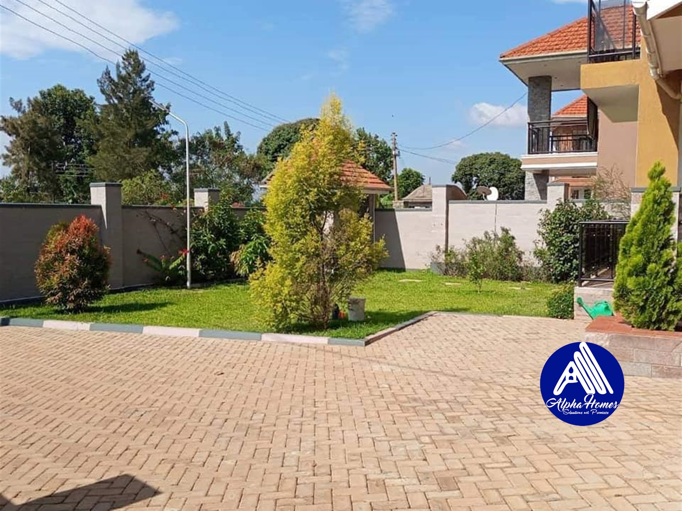 Storeyed house for sale in Bbunga Kampala