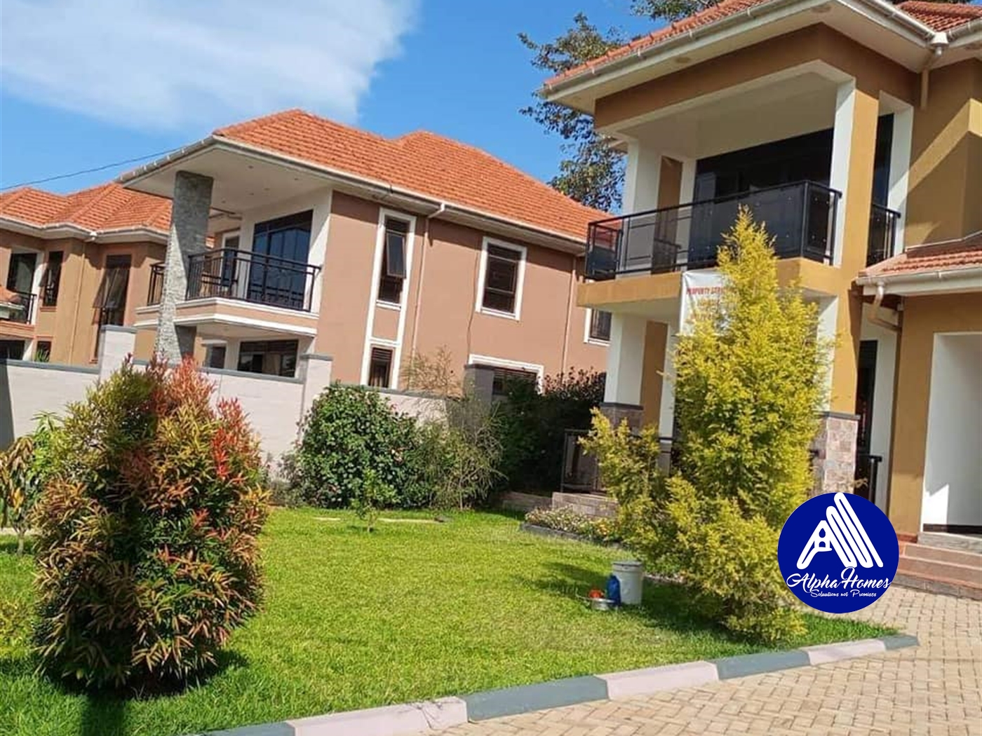 Storeyed house for sale in Bbunga Kampala