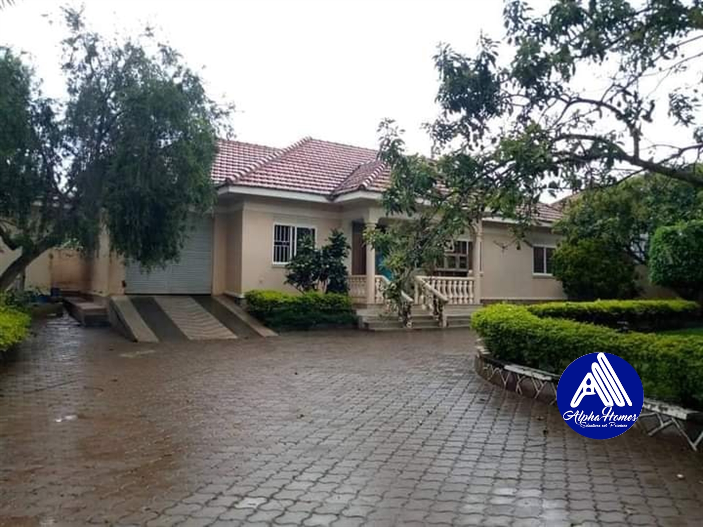 Bungalow for rent in Kira Wakiso