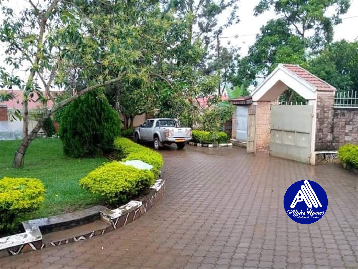 Bungalow for rent in Kira Wakiso