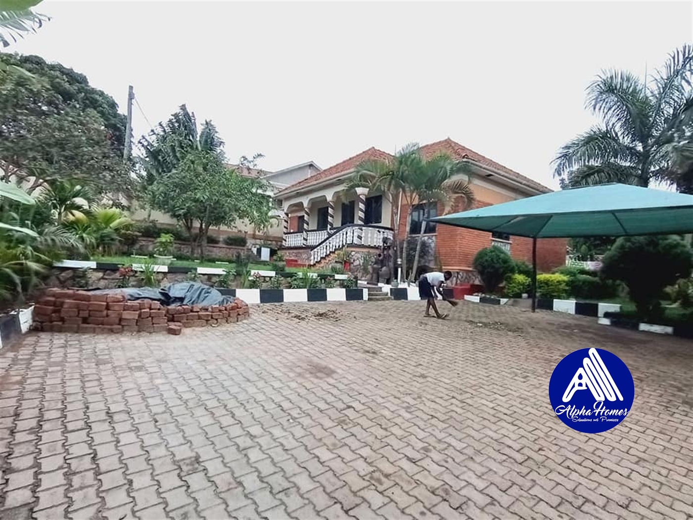 Bungalow for sale in Seeta Mukono