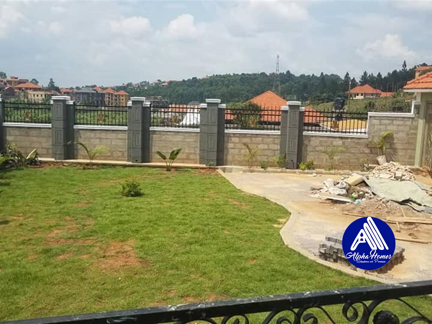 Bungalow for sale in Kira Wakiso