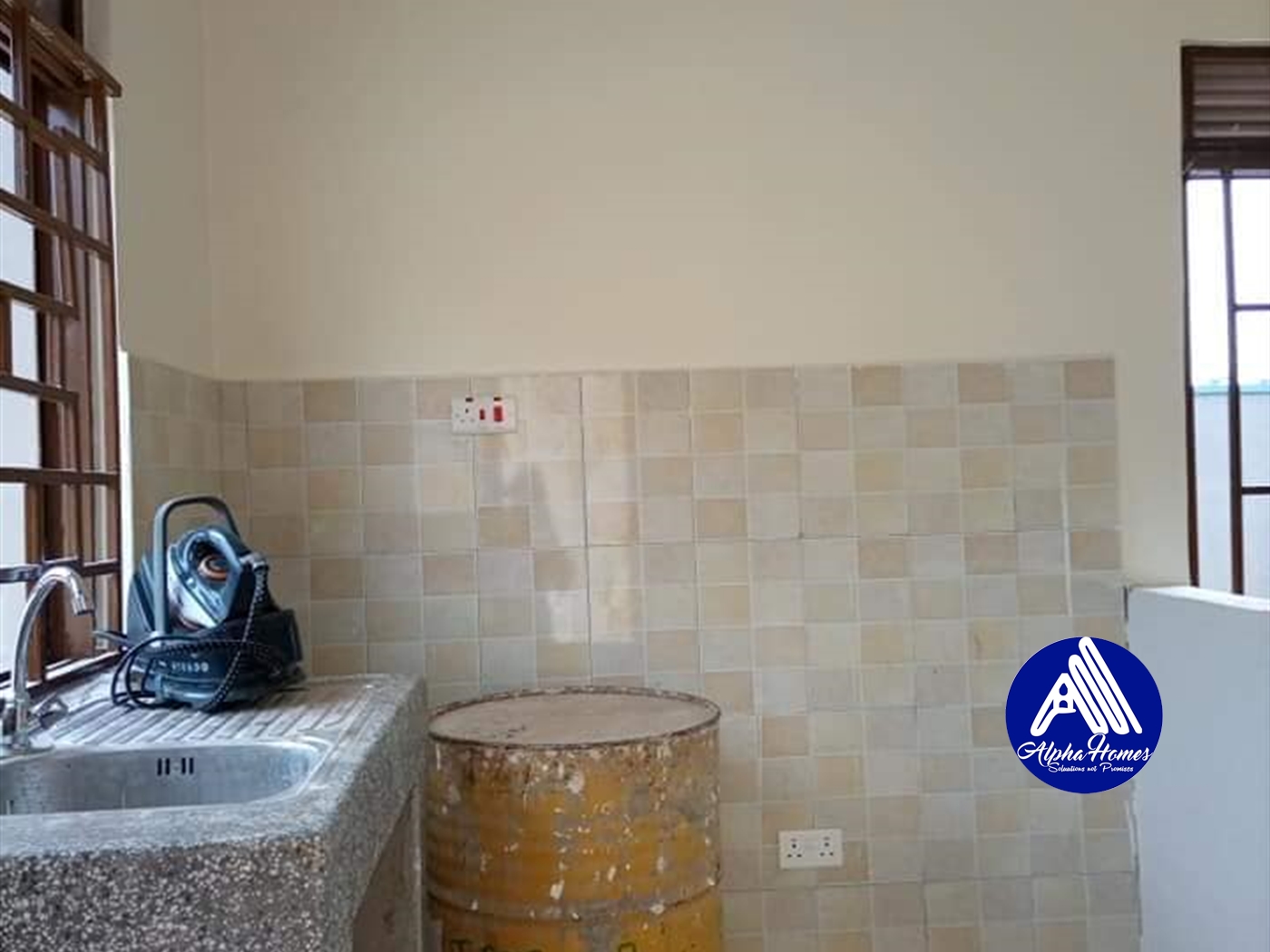 Semi Detached for rent in Mpererwe Wakiso