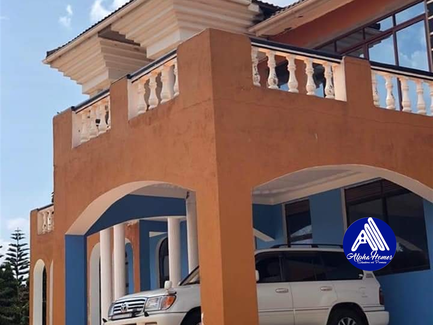 Storeyed house for sale in Nansana Wakiso