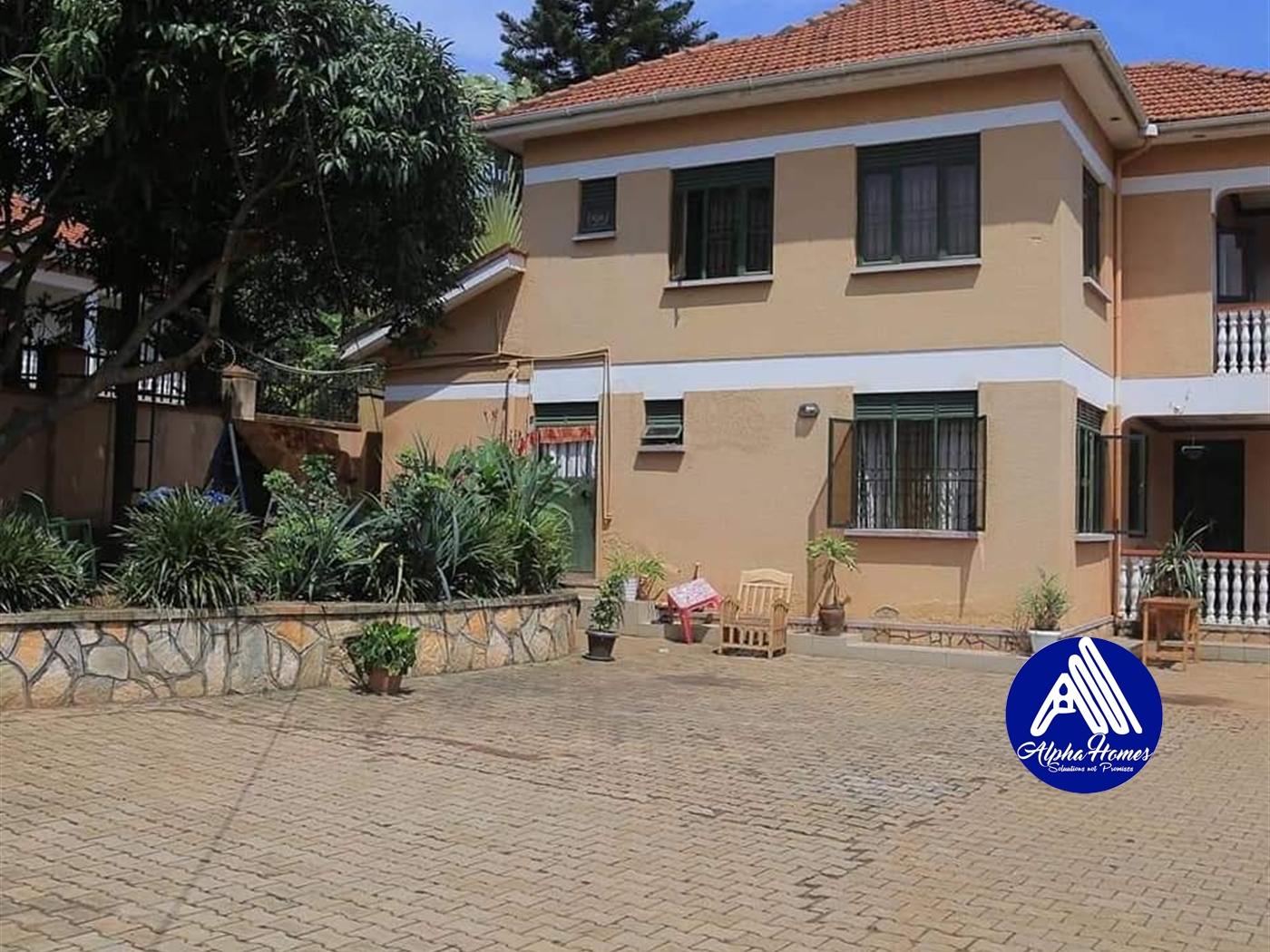 Bungalow for sale in Muyenga Kampala