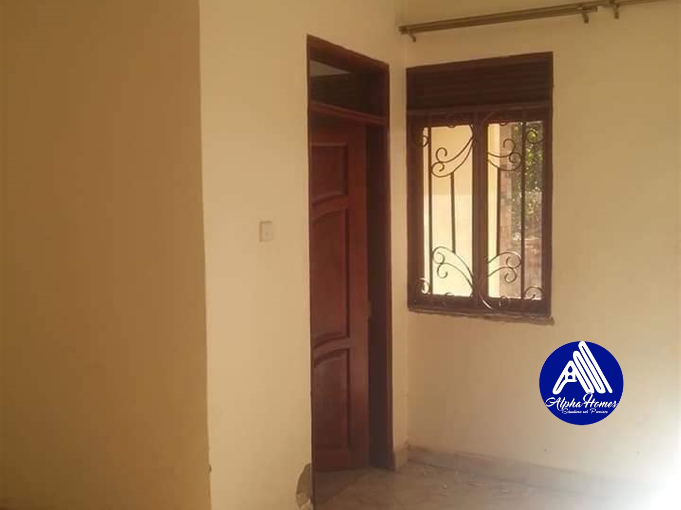 Semi Detached for rent in Kisaasi Kampala