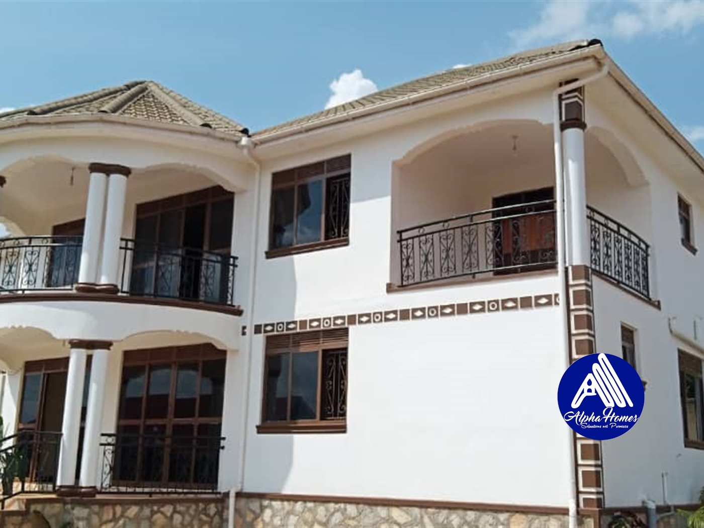 Storeyed house for sale in Gayaza Wakiso