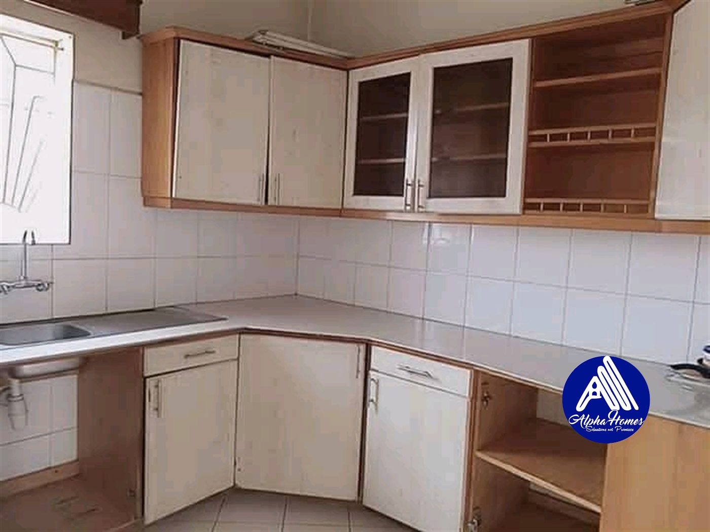 Bungalow for sale in Kololo Kampala