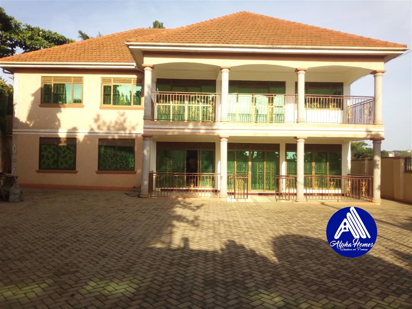 Storeyed house for sale in Seguku Wakiso