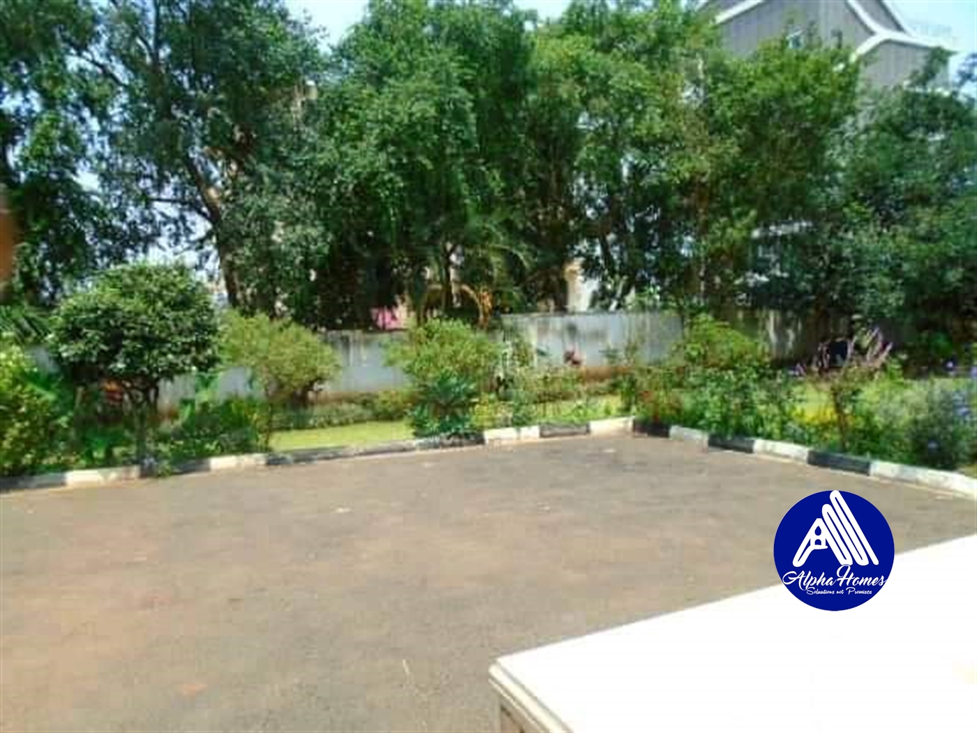 Bungalow for sale in Bukoto Kampala