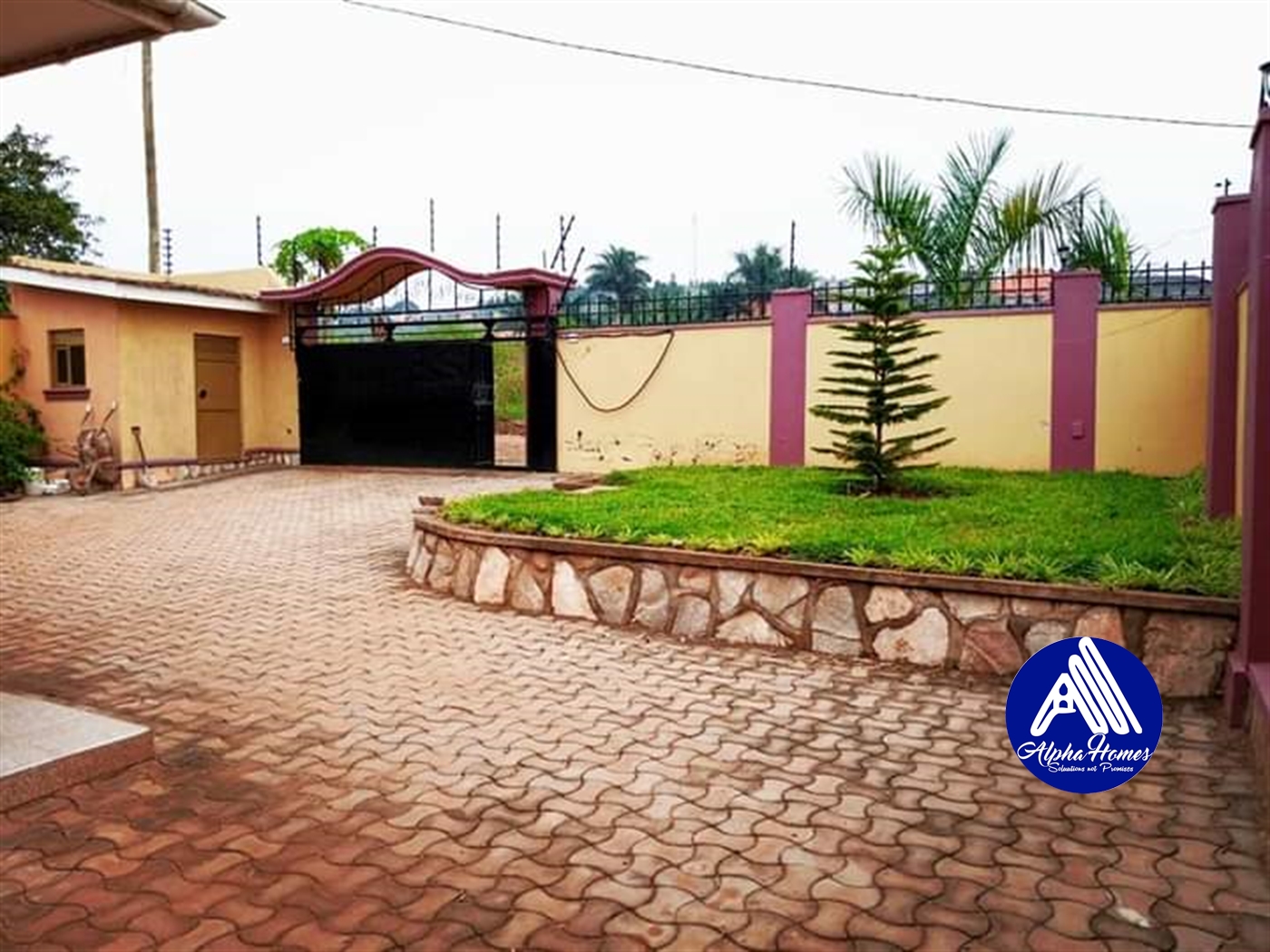 Bungalow for sale in Kira Wakiso