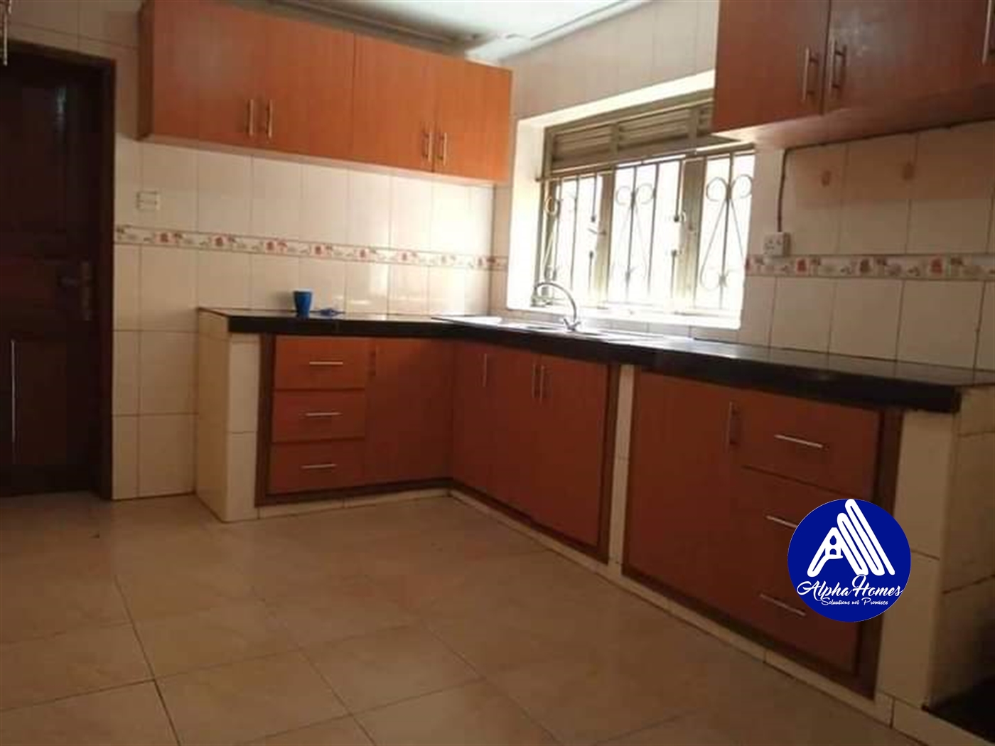 Storeyed house for rent in Kulambilo Kampala