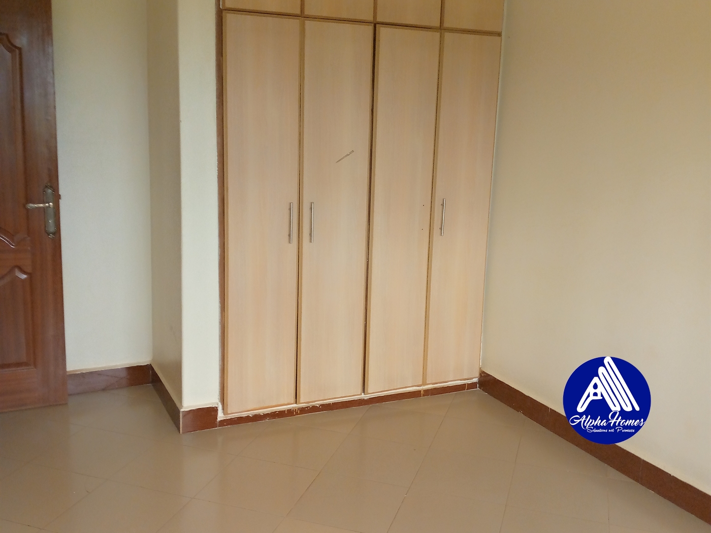 Apartment for rent in Kiwaatule Wakiso