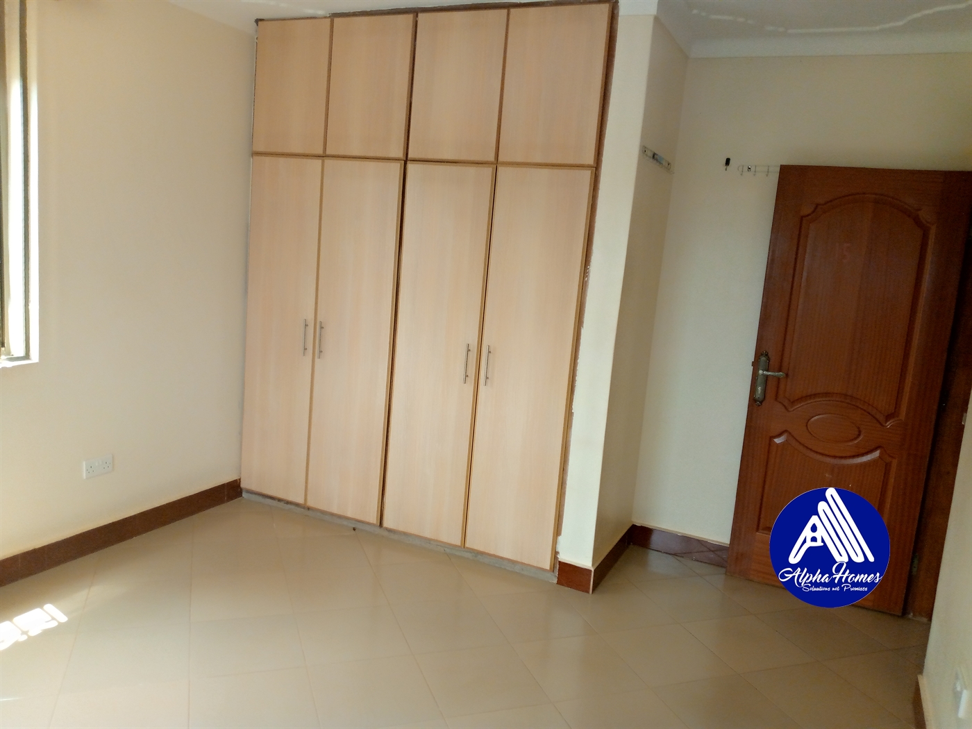 Apartment for rent in Kiwaatule Wakiso