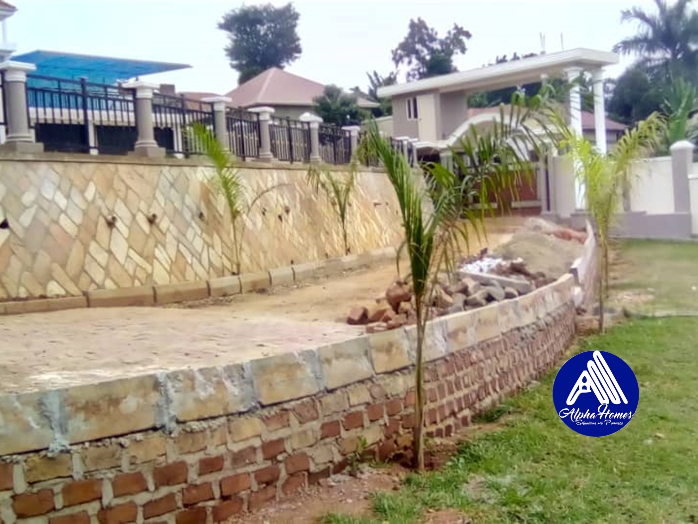 Storeyed house for sale in Mukono Mukono