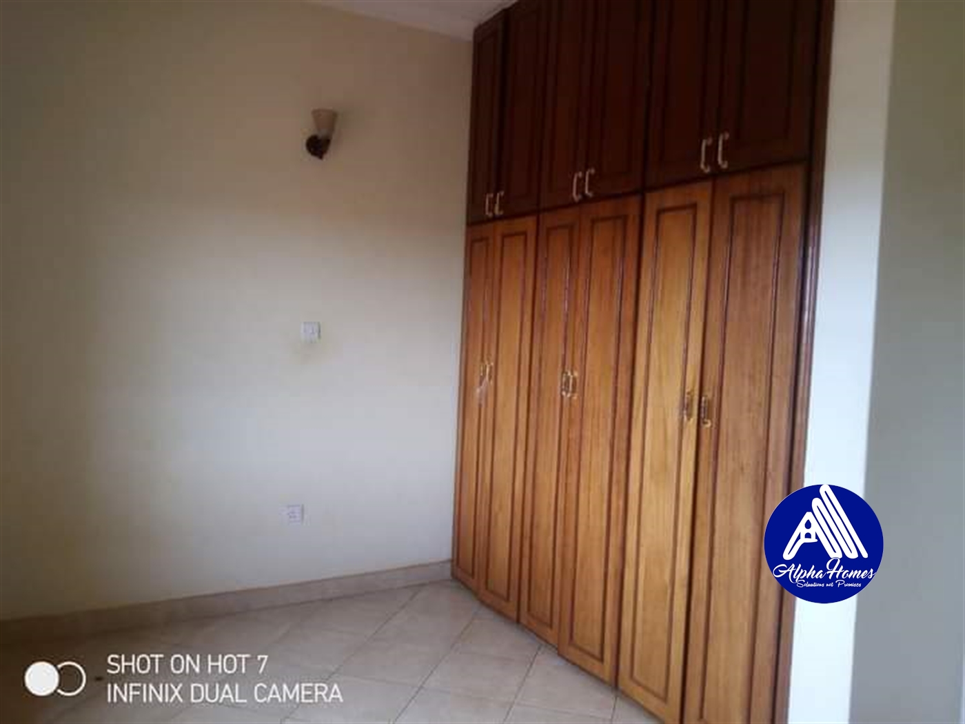 Apartment for rent in Namugongo Wakiso