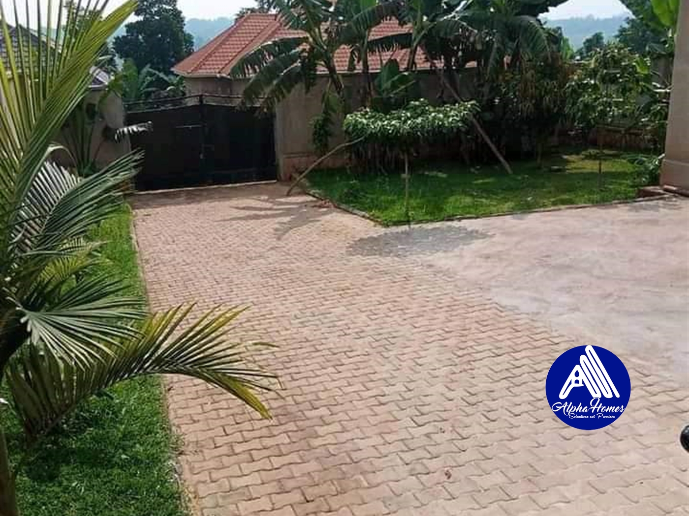 Bungalow for sale in Gayaza Wakiso