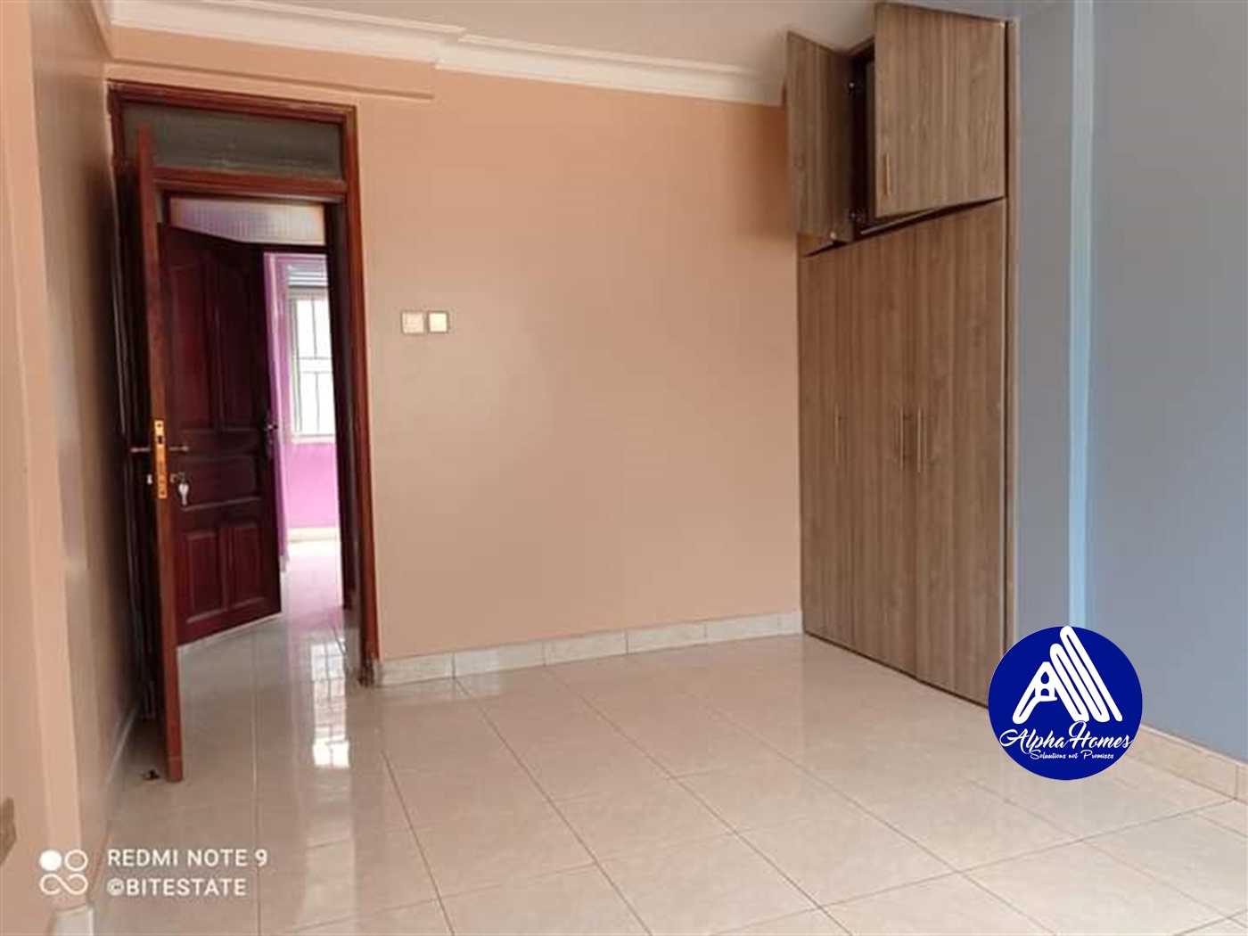 Apartment for rent in Kiwaatule Kampala