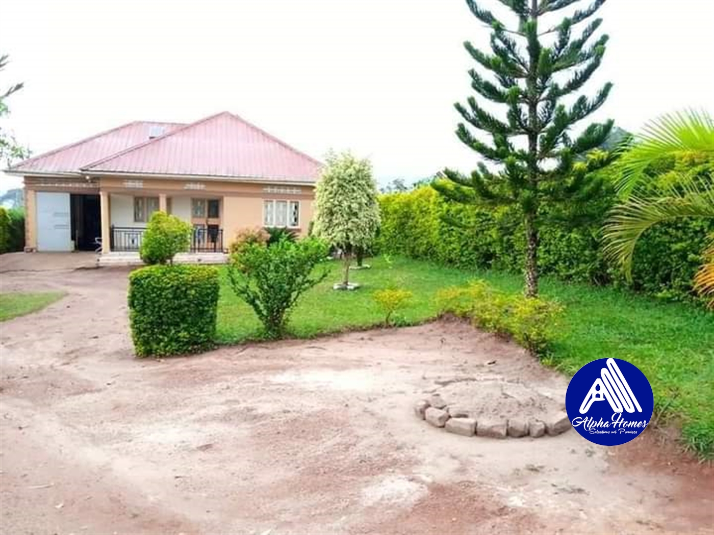 Bungalow for sale in Kitemu Wakiso