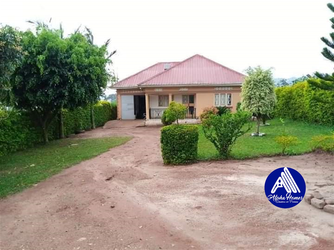 Bungalow for sale in Kitemu Wakiso