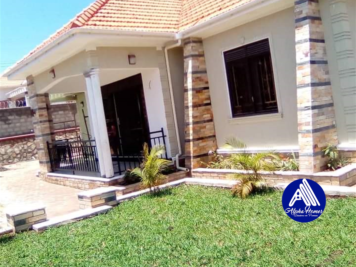 Bungalow for sale in Kitende Wakiso