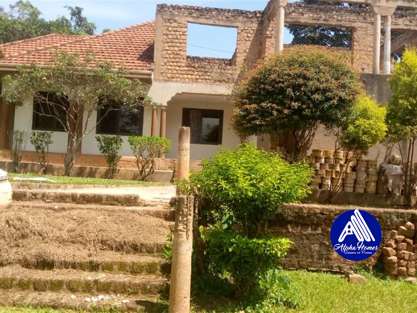 Bungalow for sale in Kiwaatule Kampala