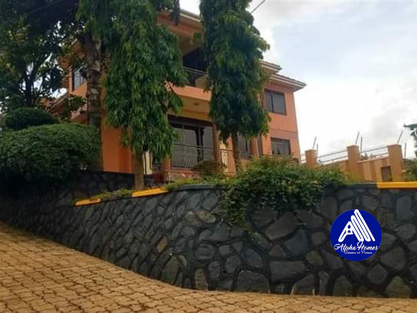 Storeyed house for sale in Kisaasi Kampala