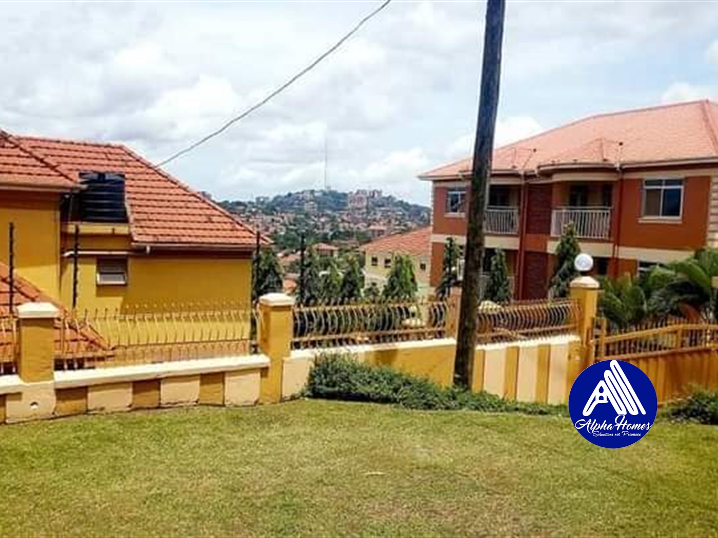 Storeyed house for sale in Kisaasi Kampala