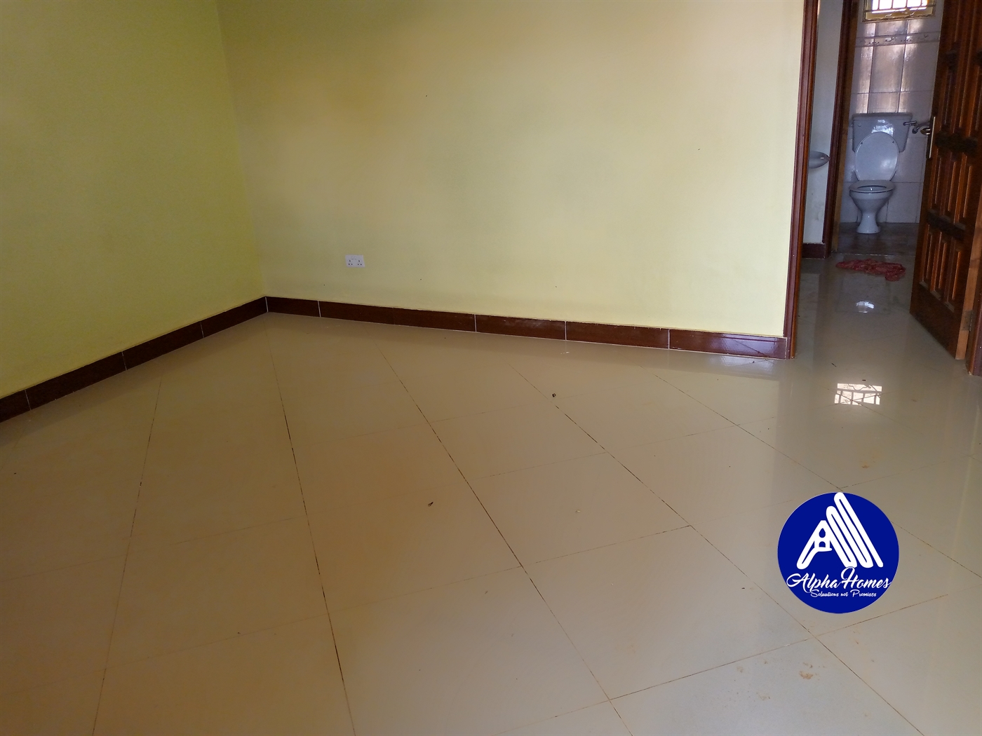 Semi Detached for rent in Kyaliwajjala Wakiso