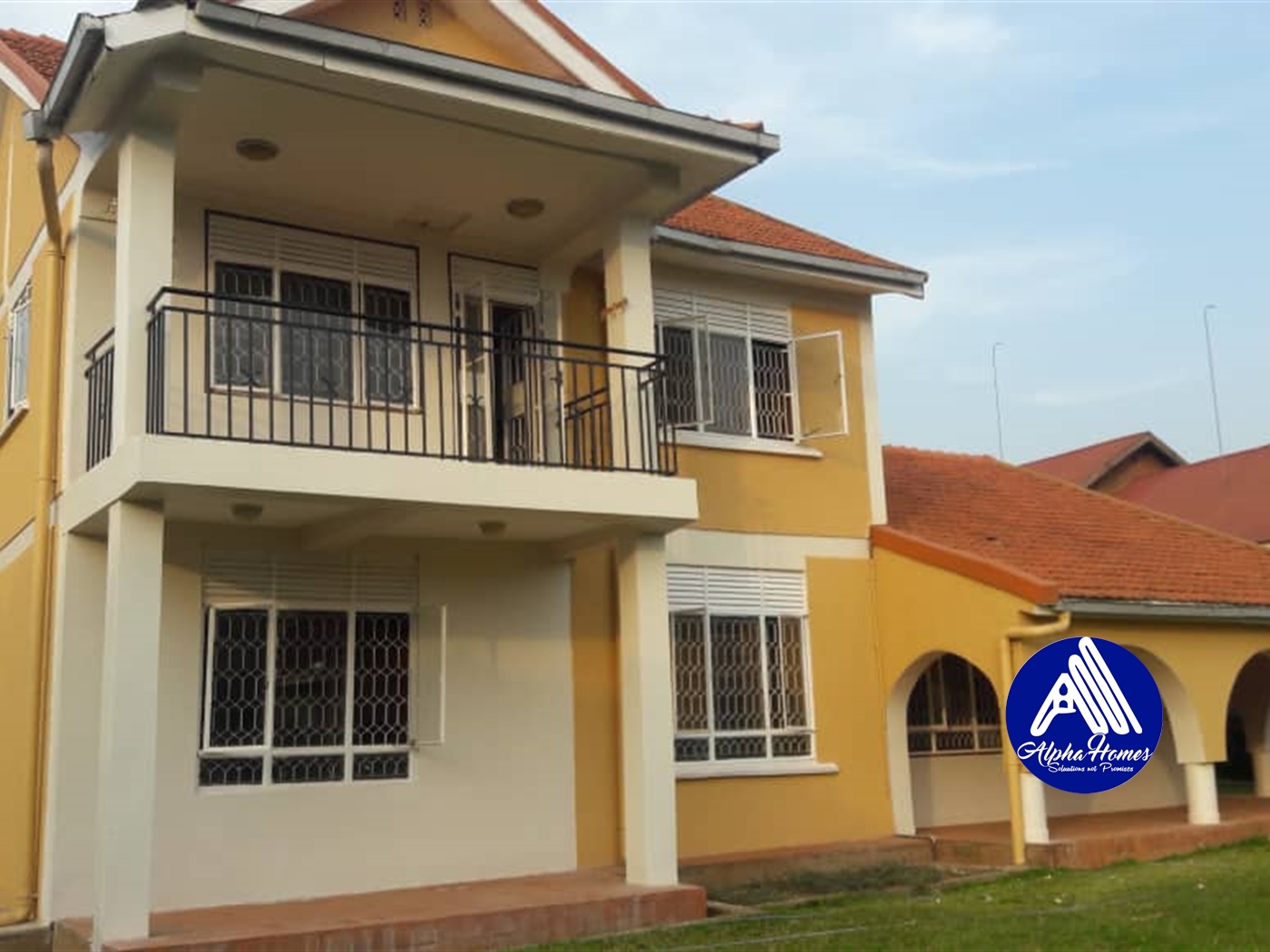 Storeyed house for sale in Kisaasi Kampala