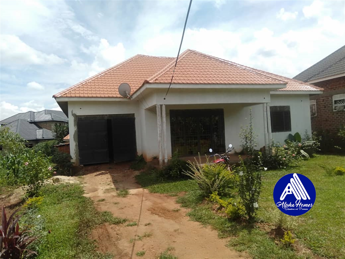 Bungalow for sale in Kitende Wakiso