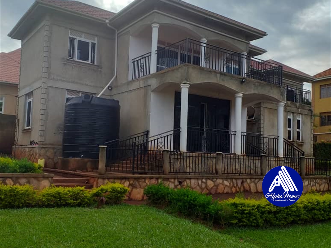 Storeyed house for sale in Kitende Wakiso