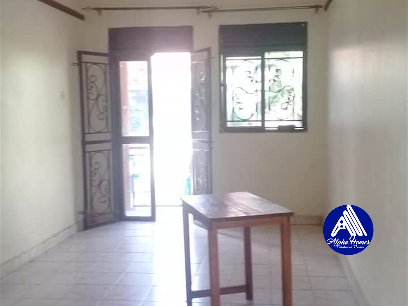 Semi Detached for rent in Mpererwe Kampala