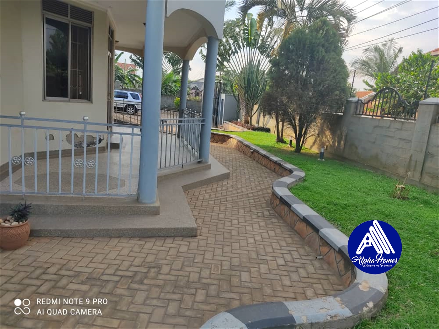 Mansion for sale in Naalya Wakiso