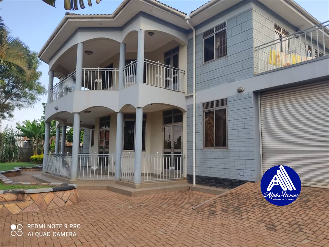 Mansion for sale in Naalya Wakiso