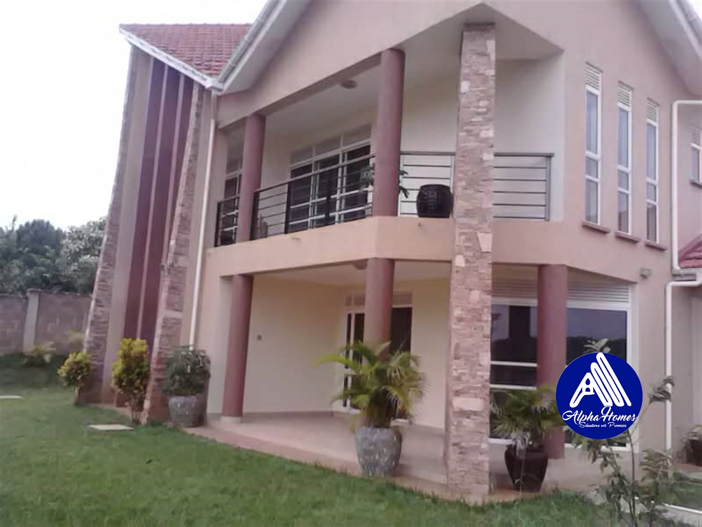 Mansion for sale in Lubowa Wakiso