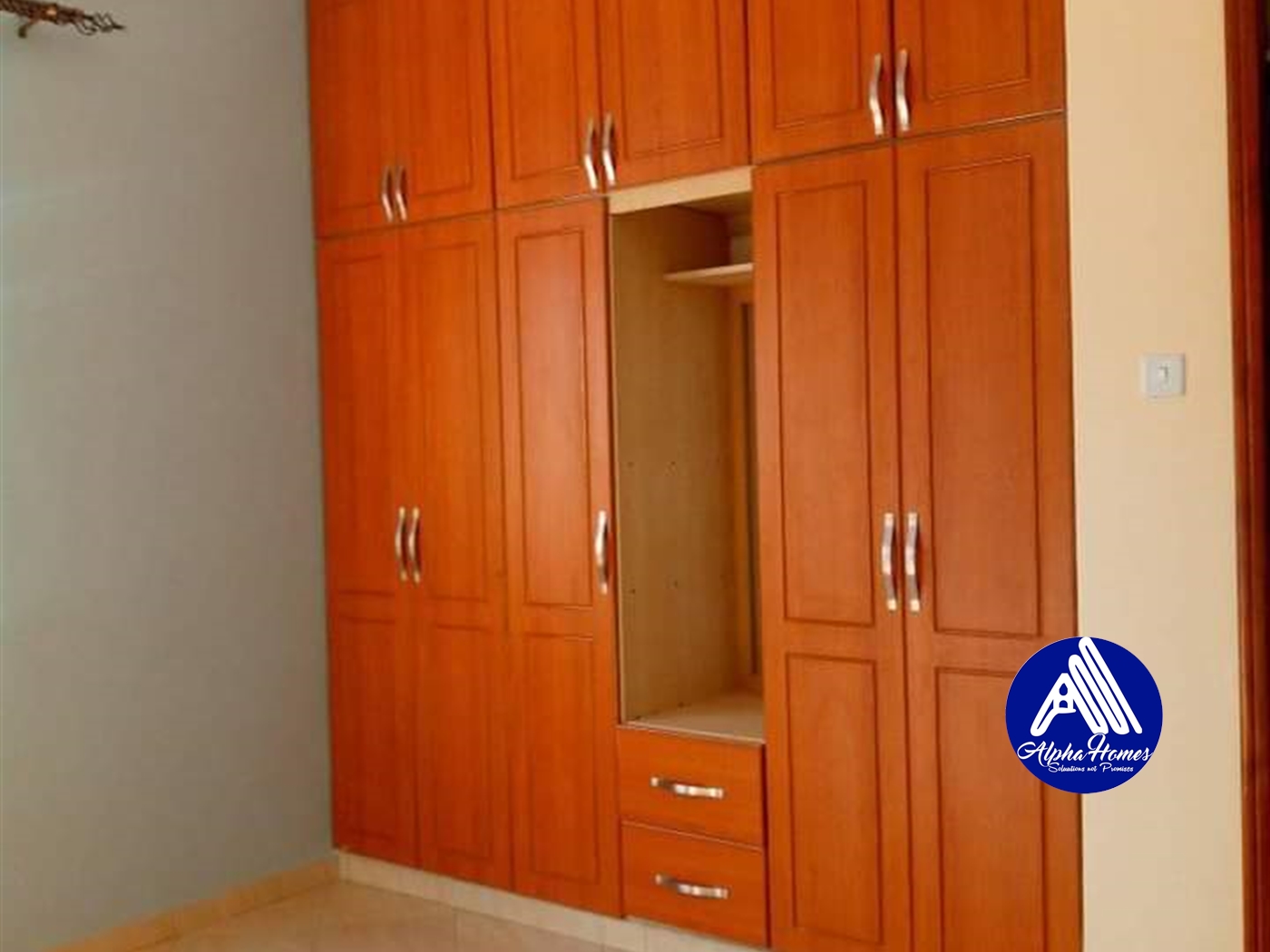 Apartment for rent in Kiwaatule Kampala