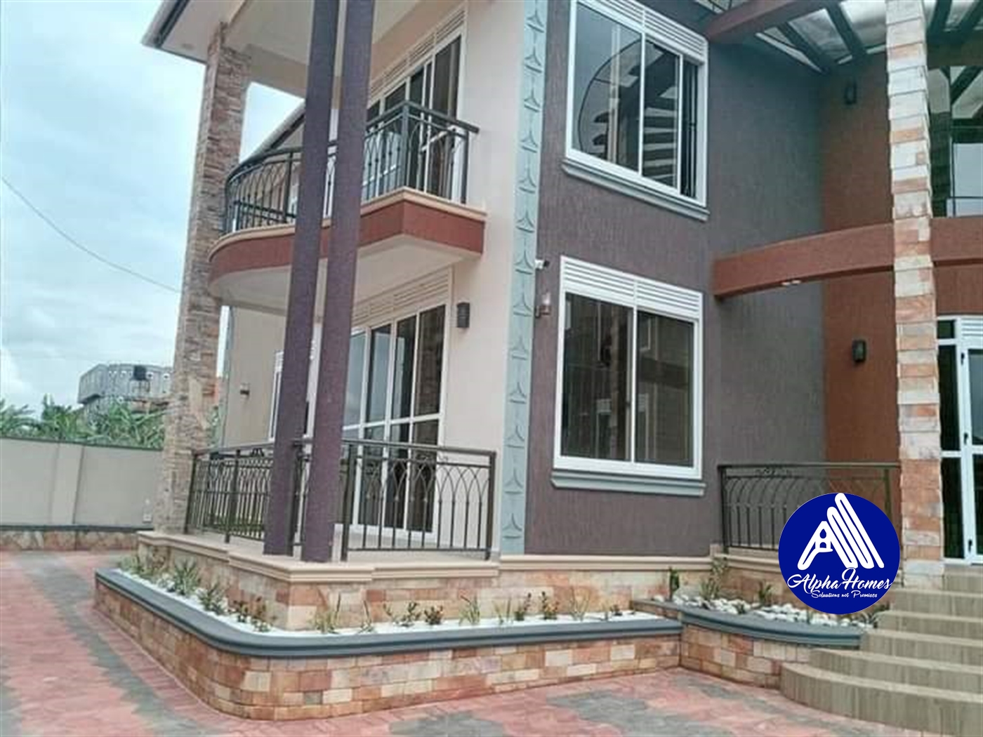 Mansion for sale in Bwebajja Wakiso