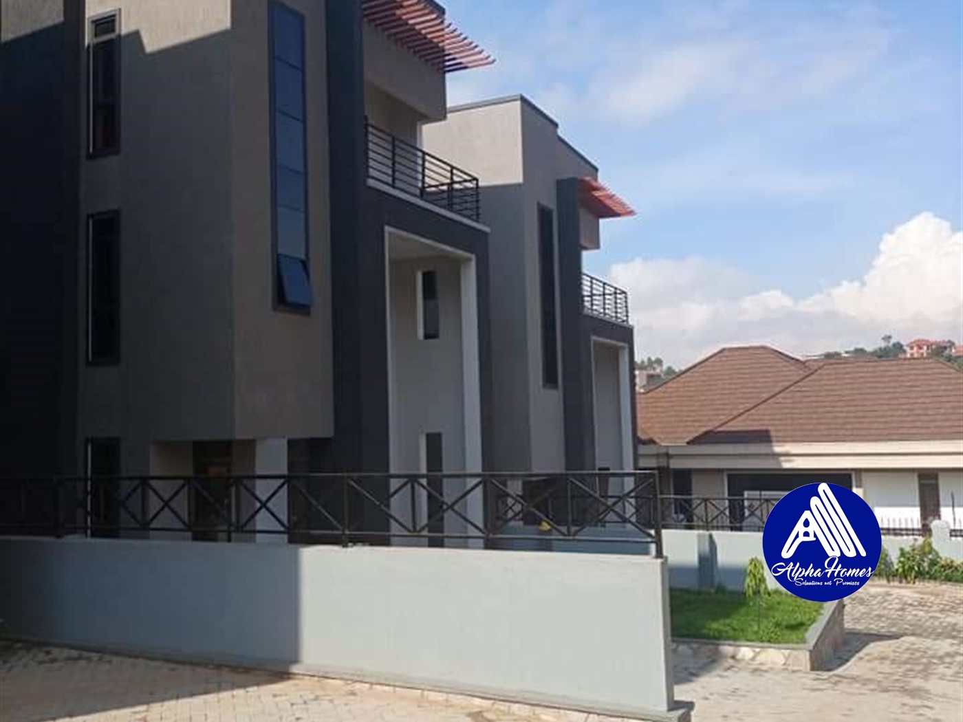 Storeyed house for rent in Kyanja Kampala