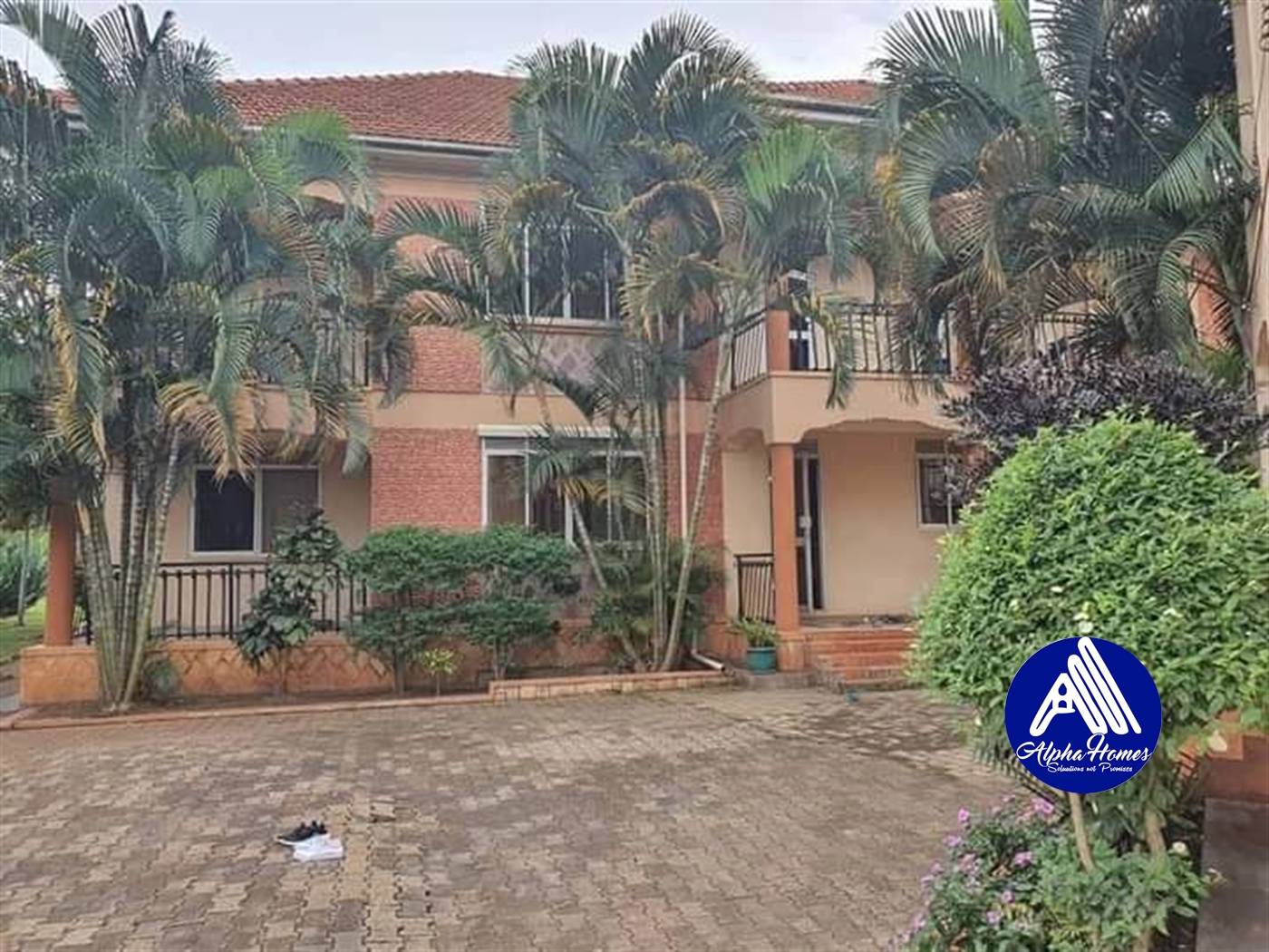 Mansion for sale in Kololo Kampala